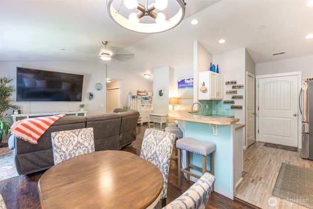 1937 Village Circle, Port Angeles, WA 98362