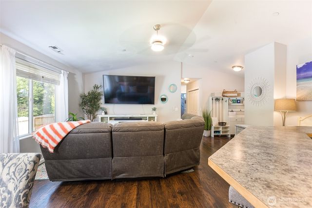 1937 Village Circle, Port Angeles, WA 98362
