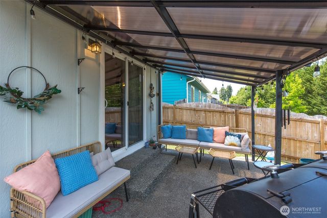 1937 Village Circle, Port Angeles, WA 98362