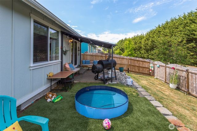 1937 Village Circle, Port Angeles, WA 98362