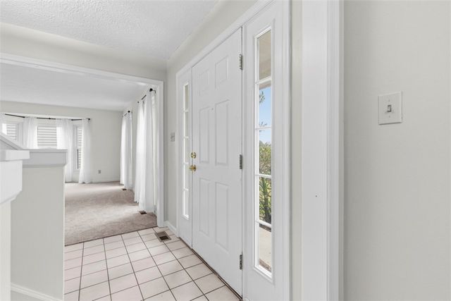 1270 Barnstaple Dr, South Park, PA 15129