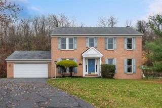 1270 Barnstaple Dr, South Park, PA 15129