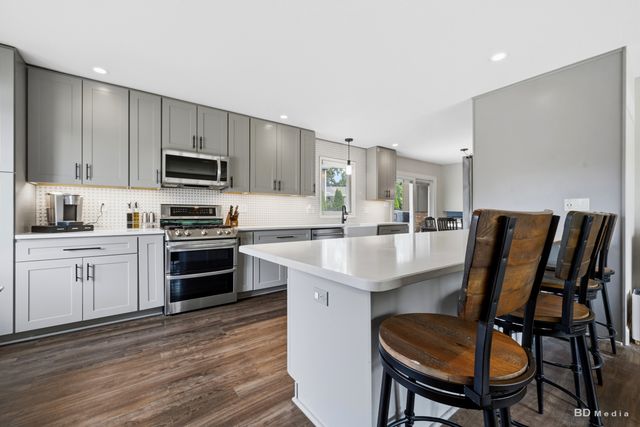 105 Azalea Road, Frankfort, IL 60423