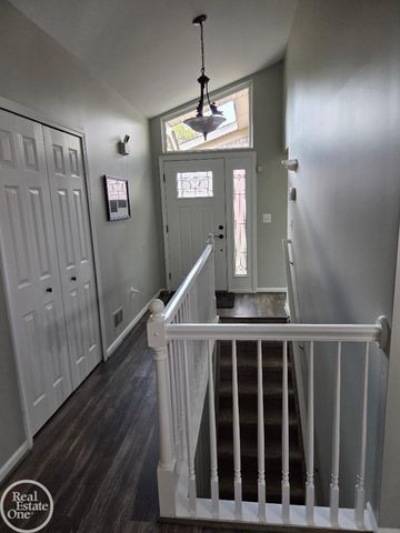 50140 Raleigh Court, Macomb, MI 48044