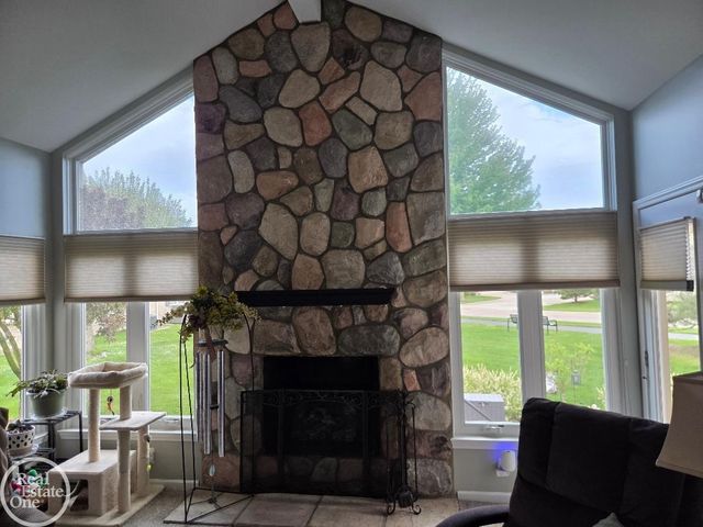 50140 Raleigh Court, Macomb, MI 48044