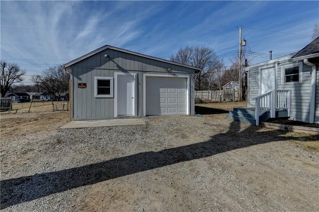 204 S Rogers Street, Independence, MO 64050