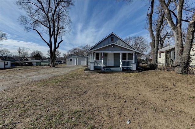 204 S Rogers Street, Independence, MO 64050