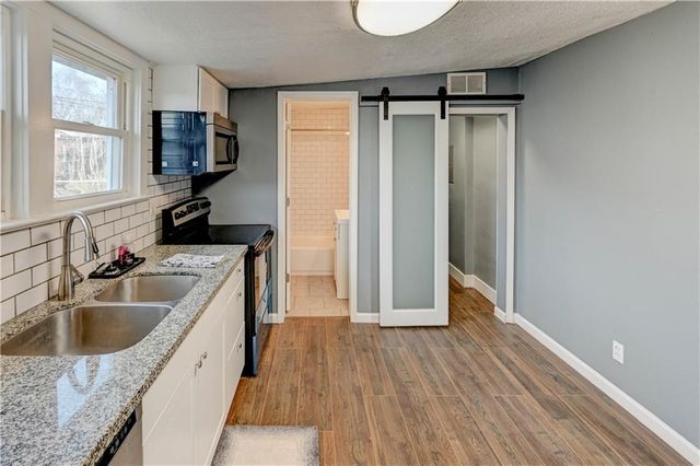 204 S Rogers Street, Independence, MO 64050