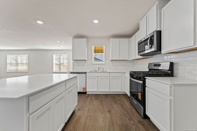 619 Fluted Shoals, Cibolo, TX 78108