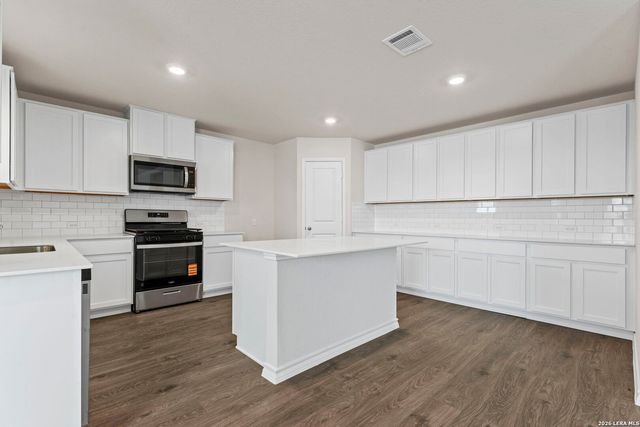 619 Fluted Shoals, Cibolo, TX 78108