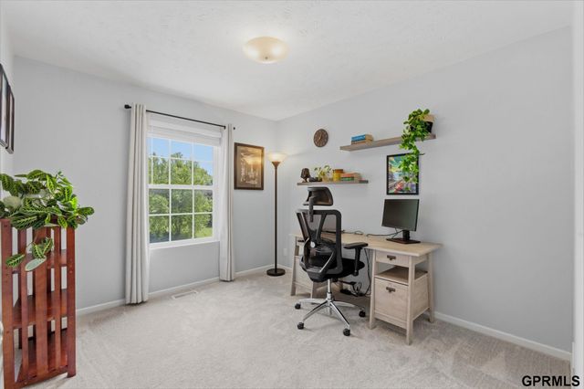 2134 N 166Th Street, Omaha, NE 68116