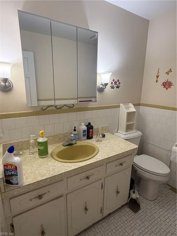 973 Larkaway CT, Virginia Beach, VA 23464
