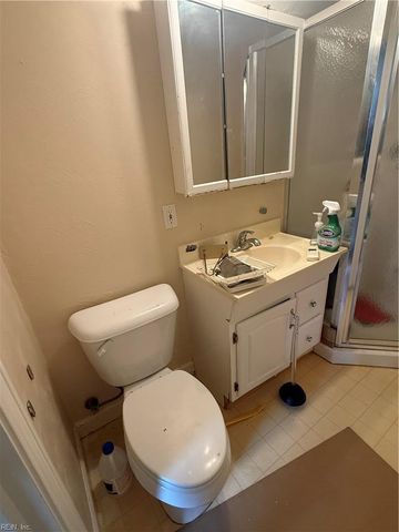 973 Larkaway CT, Virginia Beach, VA 23464