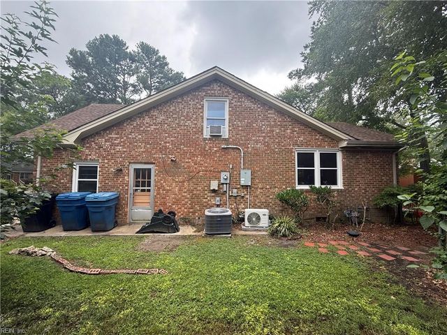 973 Larkaway CT, Virginia Beach, VA 23464