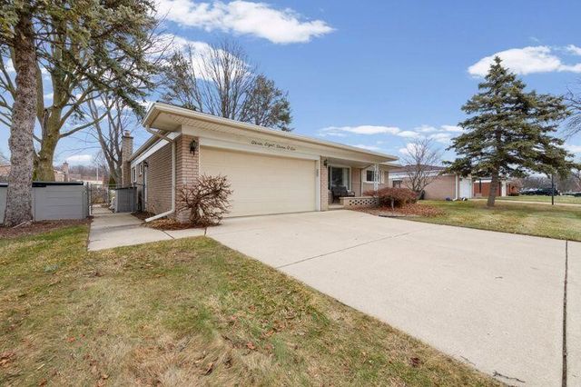 38706 Roycroft Street, Livonia, MI 48154