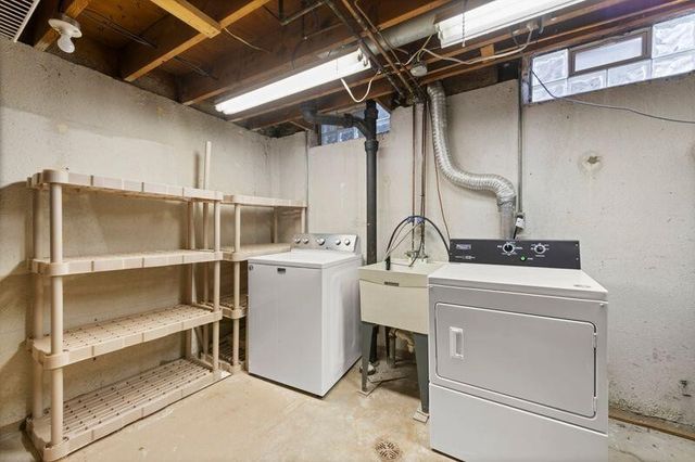 38706 Roycroft Street, Livonia, MI 48154