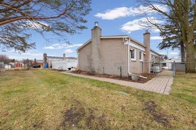 38706 Roycroft Street, Livonia, MI 48154