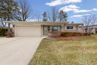38706 Roycroft Street, Livonia, MI 48154