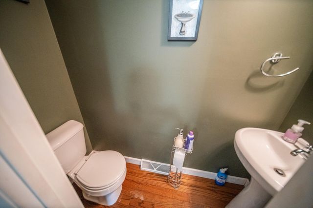 907 40th Street NW, Rochester, MN 55901