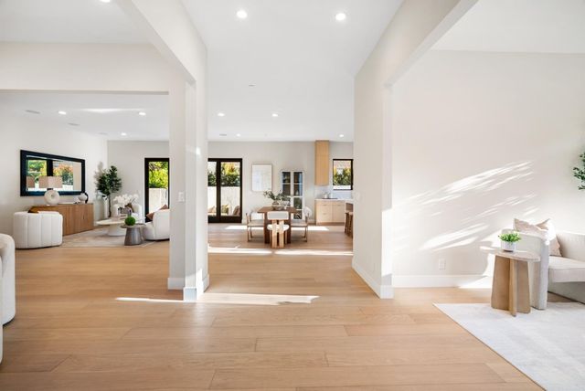 10476 S Stelling Road, Cupertino, CA 95014