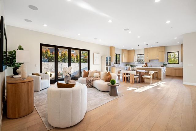 10476 S Stelling Road, Cupertino, CA 95014