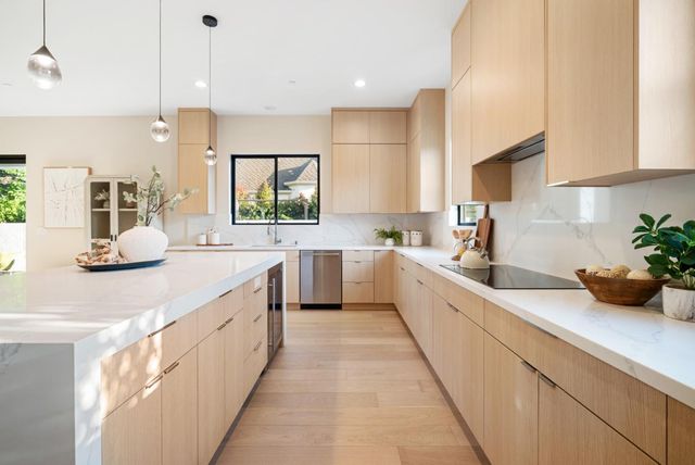 10476 S Stelling Road, Cupertino, CA 95014