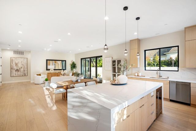 10476 S Stelling Road, Cupertino, CA 95014