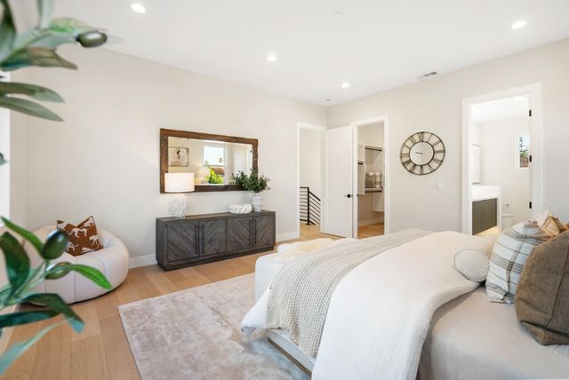 10476 S Stelling Road, Cupertino, CA 95014