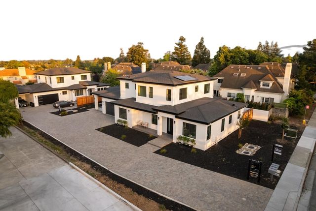 10476 S Stelling Road, Cupertino, CA 95014
