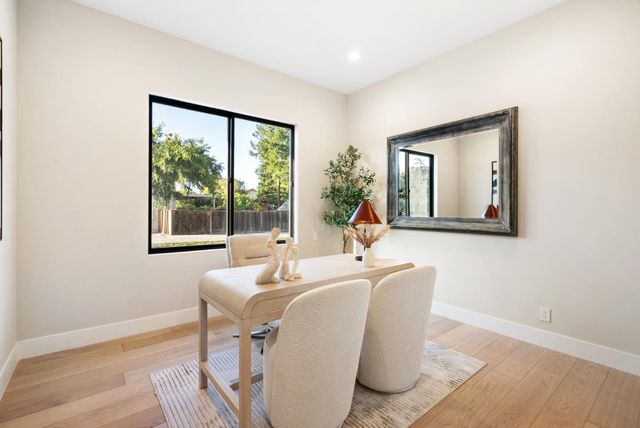 10476 S Stelling Road, Cupertino, CA 95014
