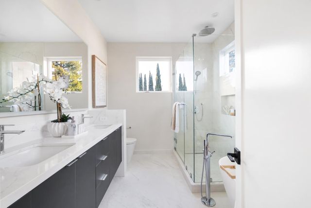 10476 S Stelling Road, Cupertino, CA 95014