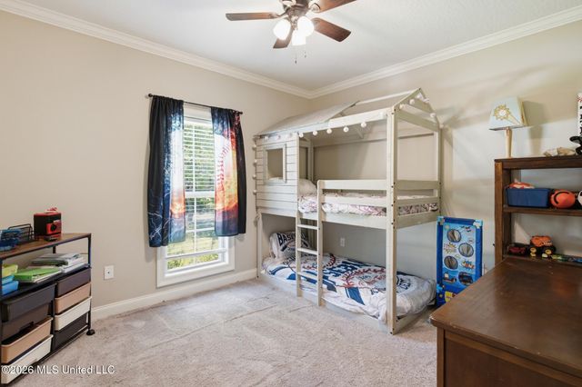 65 Stonegate Drive, Hattiesburg, MS 39402
