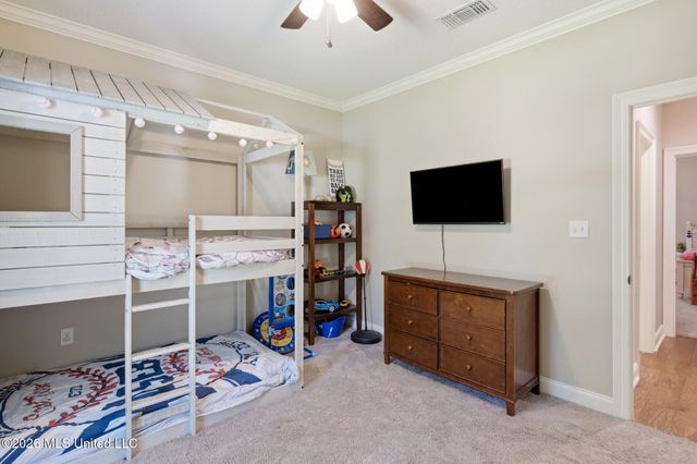 65 Stonegate Drive, Hattiesburg, MS 39402