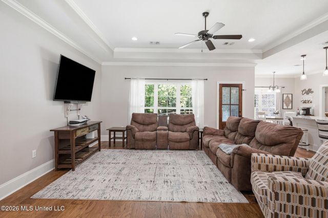 65 Stonegate Drive, Hattiesburg, MS 39402