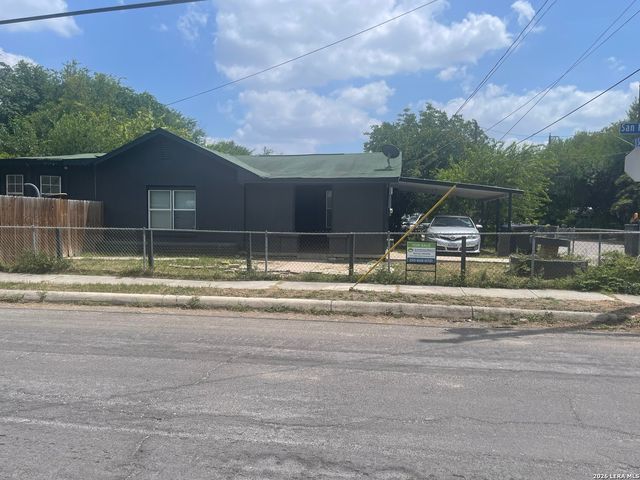 502 S San Manuel St, San Antonio, TX 78237