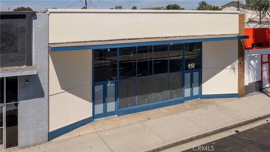 951 S LA BREA, Inglewood, CA 90301 — photo 3