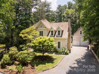 4 Silverstone Drive, Asheville, NC 28805