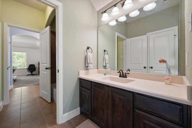 1308 Lacey Oak Drive, Mansfield, TX 76063
