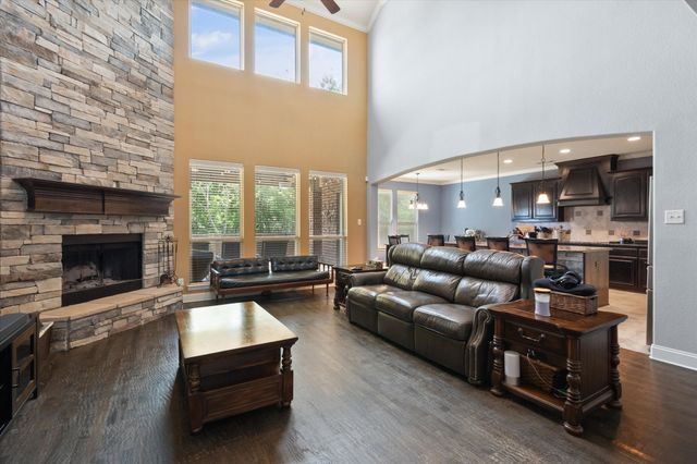 1308 Lacey Oak Drive, Mansfield, TX 76063