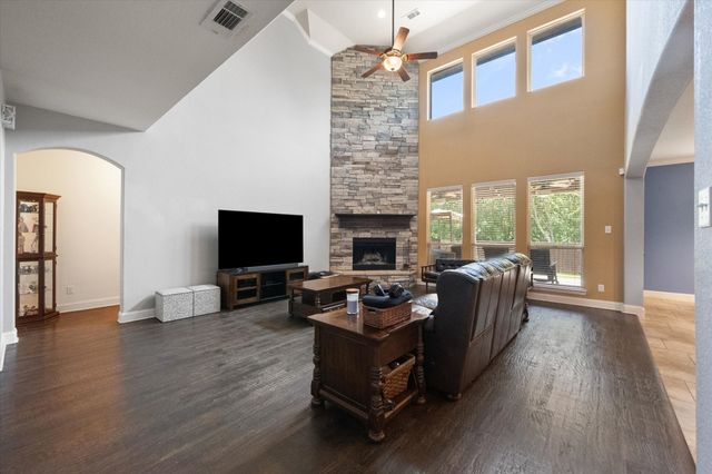 1308 Lacey Oak Drive, Mansfield, TX 76063
