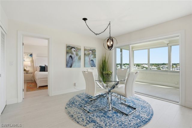 3410 Gulf Shore BLVD N 702, Naples, FL 34103