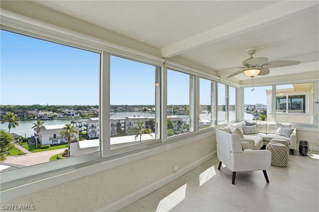 3410 Gulf Shore BLVD N 702, Naples, FL 34103