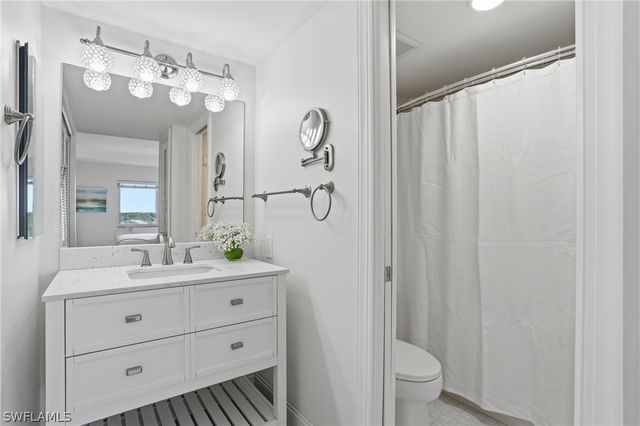 3410 Gulf Shore BLVD N 702, Naples, FL 34103