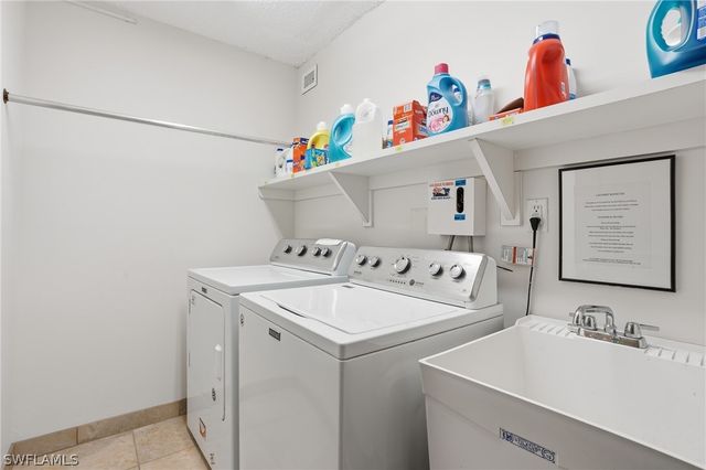 3410 Gulf Shore BLVD N 702, Naples, FL 34103