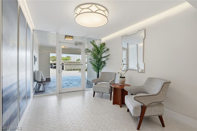 3410 Gulf Shore BLVD N 702, Naples, FL 34103