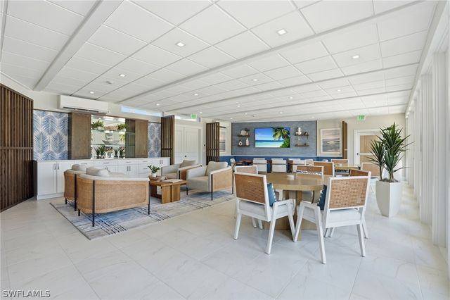 3410 Gulf Shore BLVD N 702, Naples, FL 34103