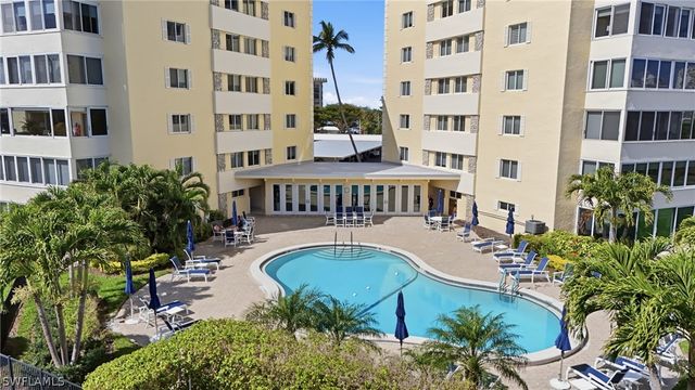 3410 Gulf Shore BLVD N 702, Naples, FL 34103