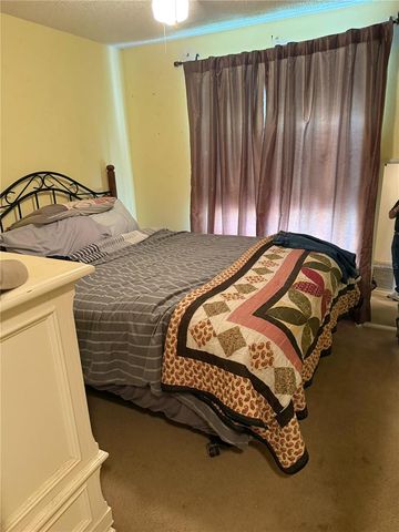 9085 ARNDALE CIRCLE, Tampa, FL 33615