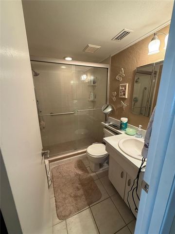 9085 ARNDALE CIRCLE, Tampa, FL 33615