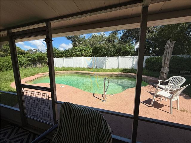 9085 ARNDALE CIRCLE, Tampa, FL 33615